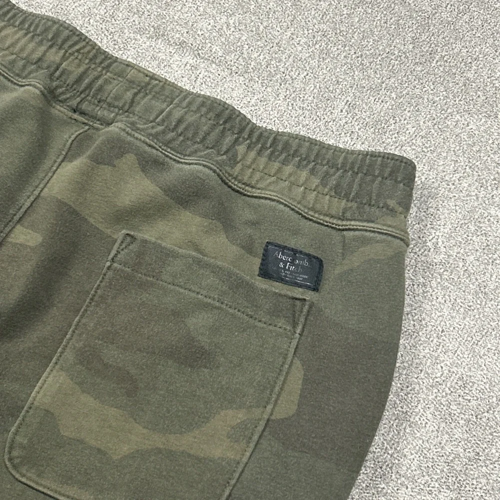 Abercrombie & Fitch Mens Camo Jogger Sweatpants Green Camouflage Medium Zip Legs